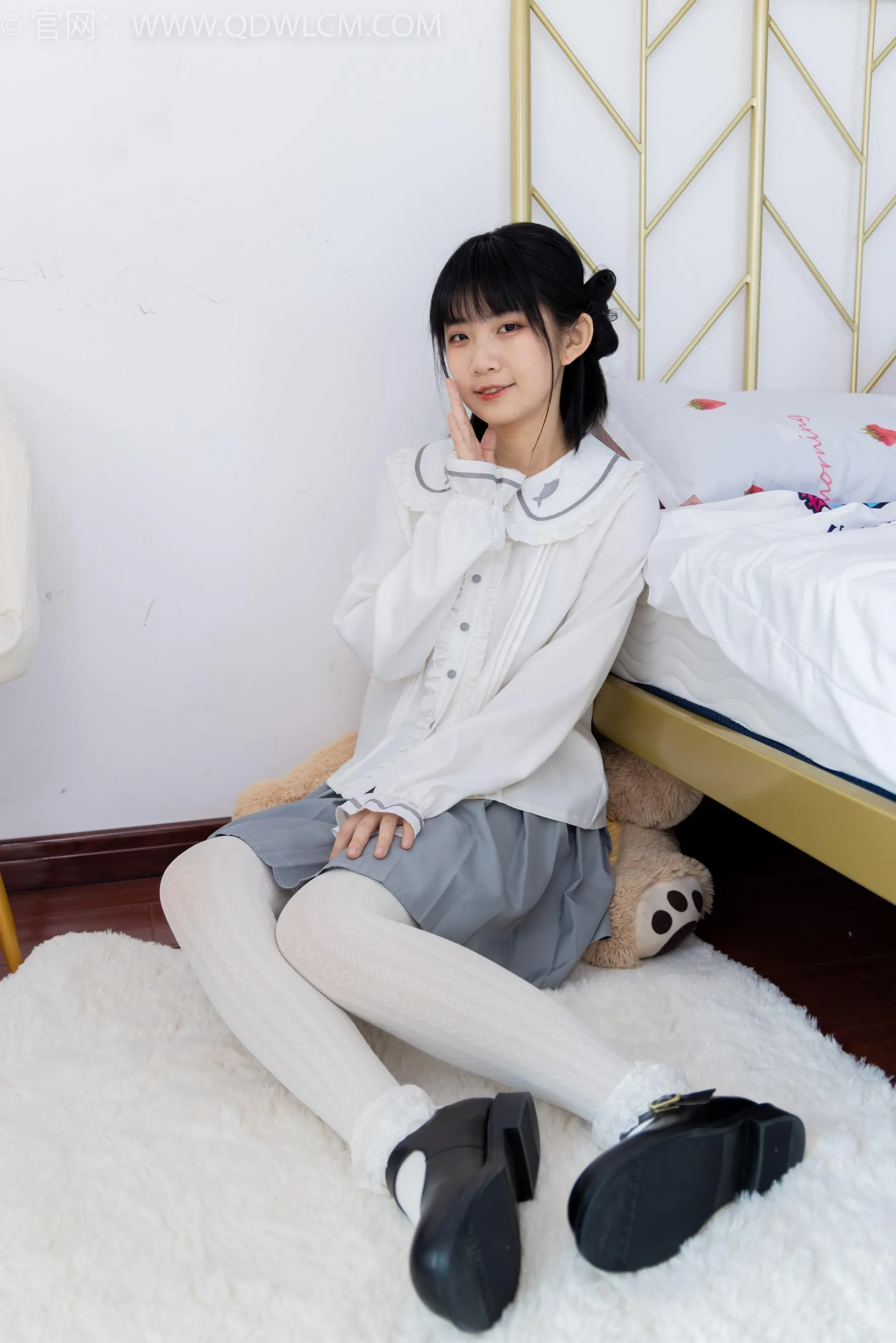 物恋传媒 NO.1528 暗月-夏日葡萄 [151P]插图1
